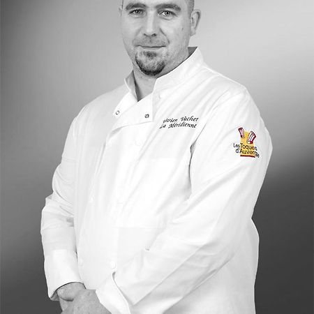Hotel Restaurant Logis La Meridienne アングラール・ド・サン・フルール エクステリア 写真