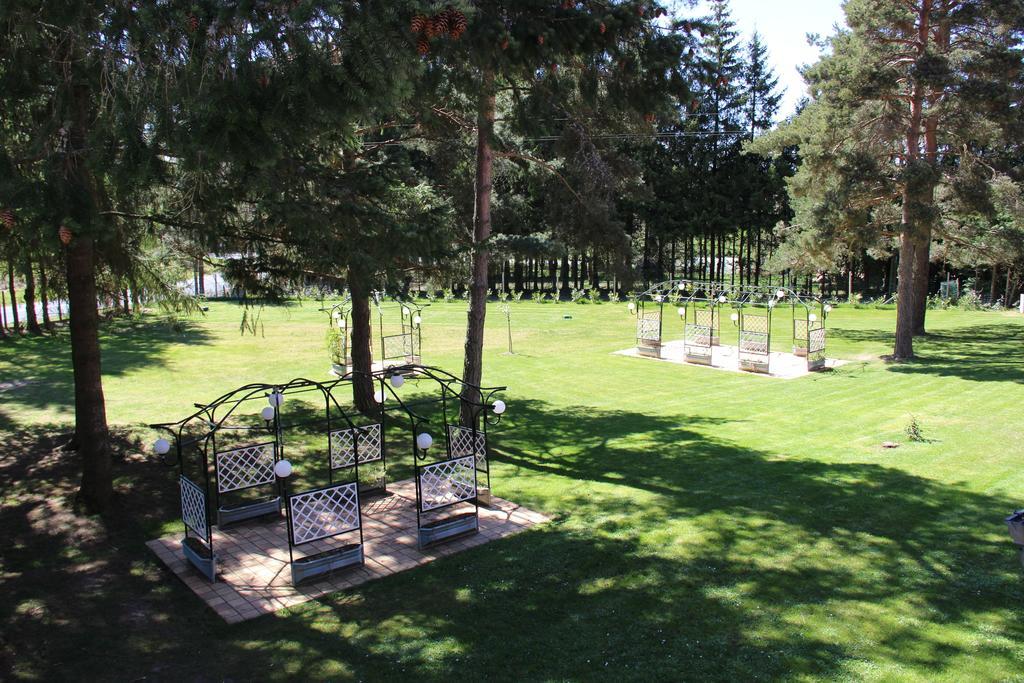 Hotel Restaurant Logis La Meridienne アングラール・ド・サン・フルール 部屋 写真